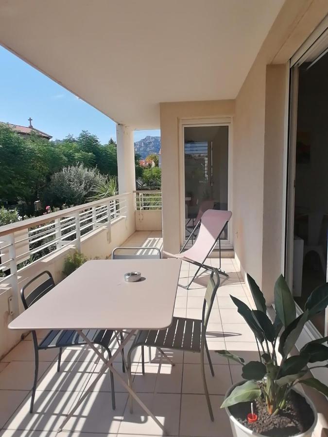 Marseille : Joli T2 Mer Et Collines + Terrasse Экстерьер фото